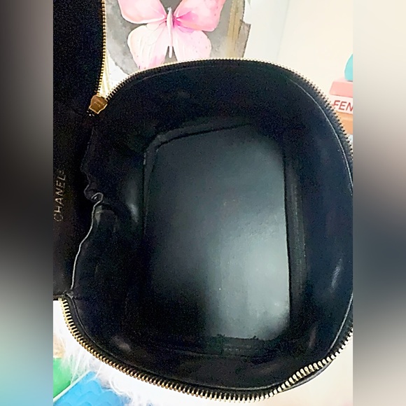 Chanel Vanity Bag Black Leather include dust bag - Picture 9 of 12
